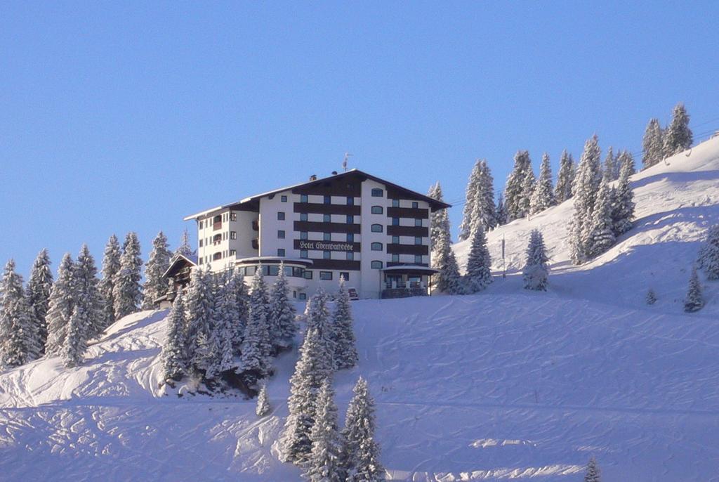 Ehrenbachhöhe on Top of the Mountain Kitzbühel Exterior foto